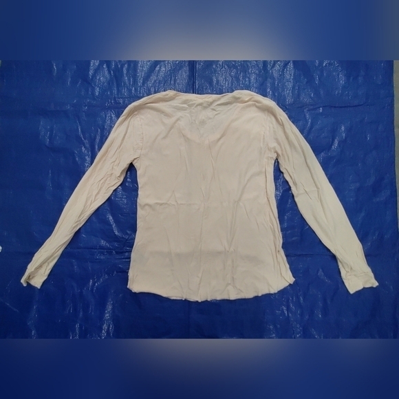 Obey long sleeved top - Picture 6 of 6